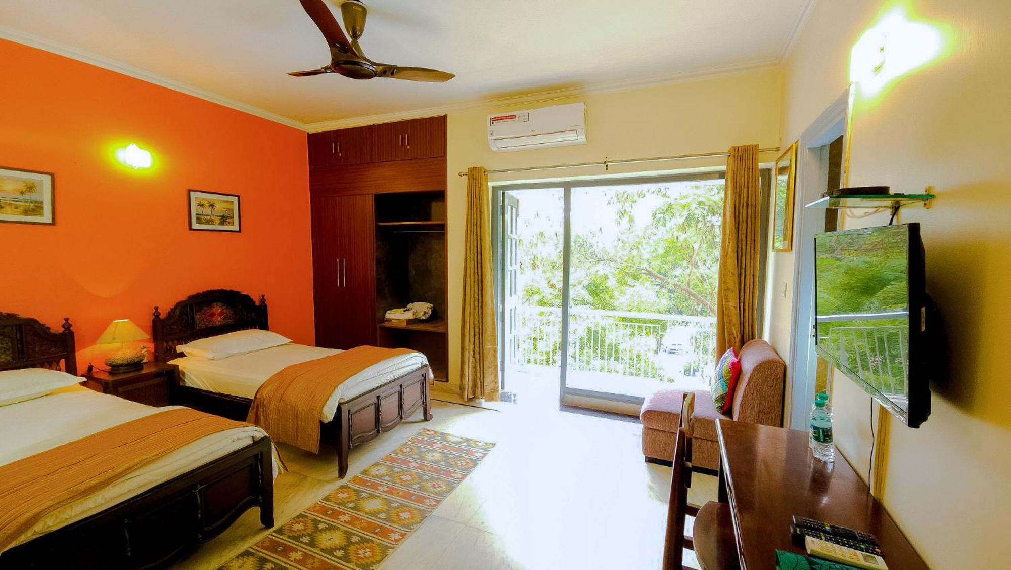 Prakash Kutir B&B นิวเดลี ภายนอก รูปภาพ